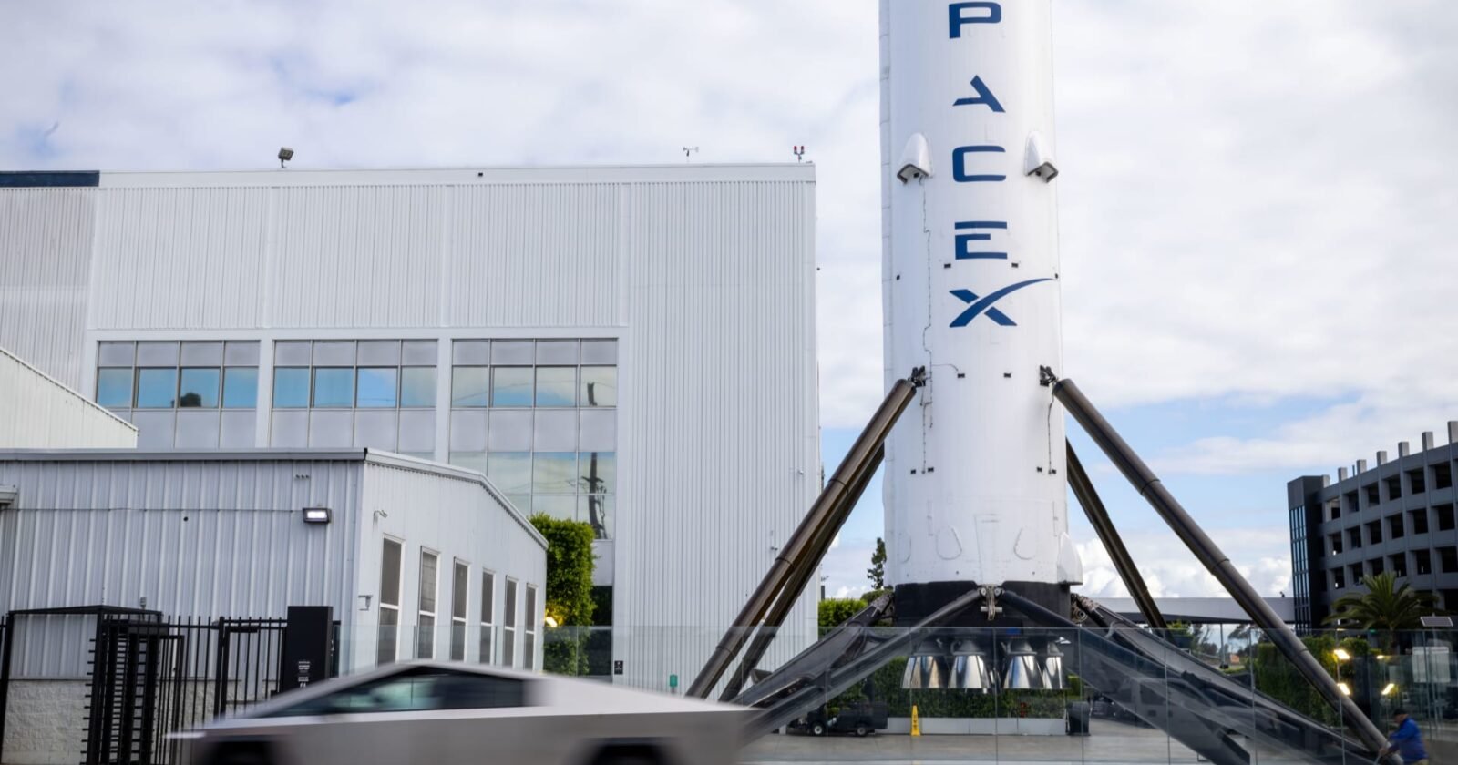 SpaceX IPO primed for double-digit pop on first day: Perpetual futures