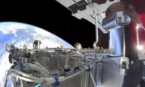SpaceX to launch 2 Starshield satellites during Saturday night Starlink mission – Spaceflight Now
