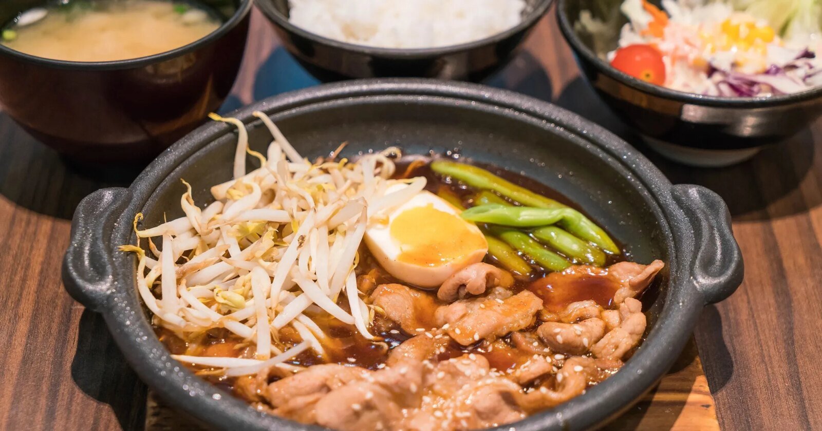 Tradicional restaurante coreano de São Paulo abre unidade na Grande Curitiba
