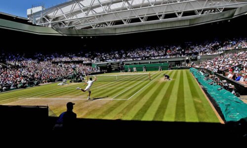 Wimbledon sofre nova baixa e chega a oito desistências