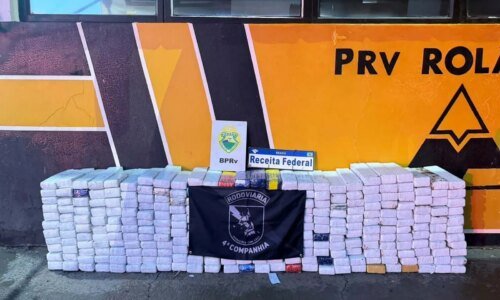Zeus brilha e PM encontra 340 kg de maconha em ônibus no Paraná