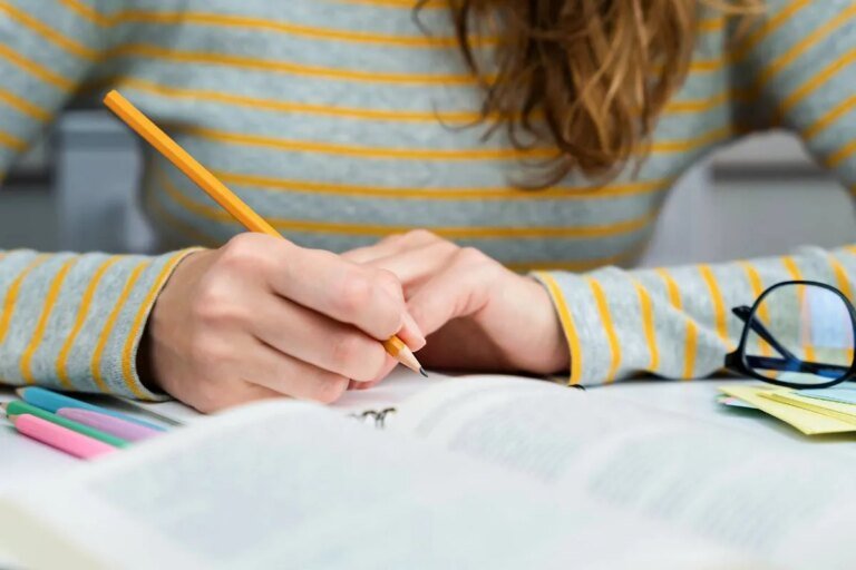 inglês e espanhol grátis com certificado