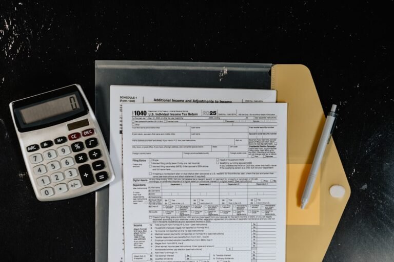 Tabela INSS 2026: faixas, alíquotas e como calcular o desconto