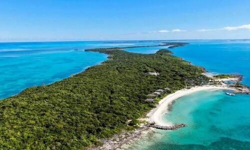Royal Island, nas Bahamas, já tem uma infraestrutura para hotel, mas pode também receber casas e está à venda