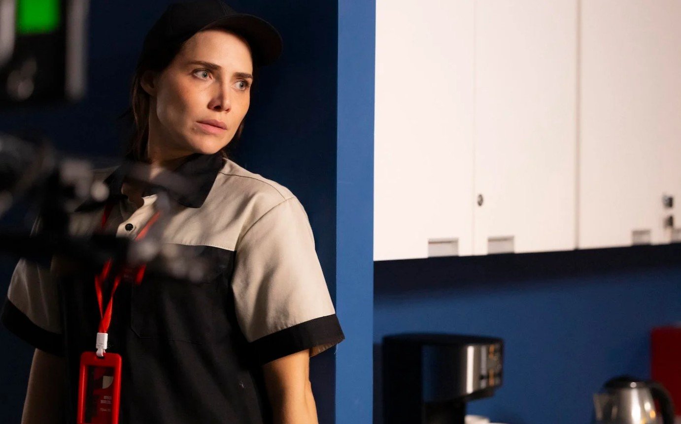 Adriana flagra traição de Ademir e inicia vingança contra advogado