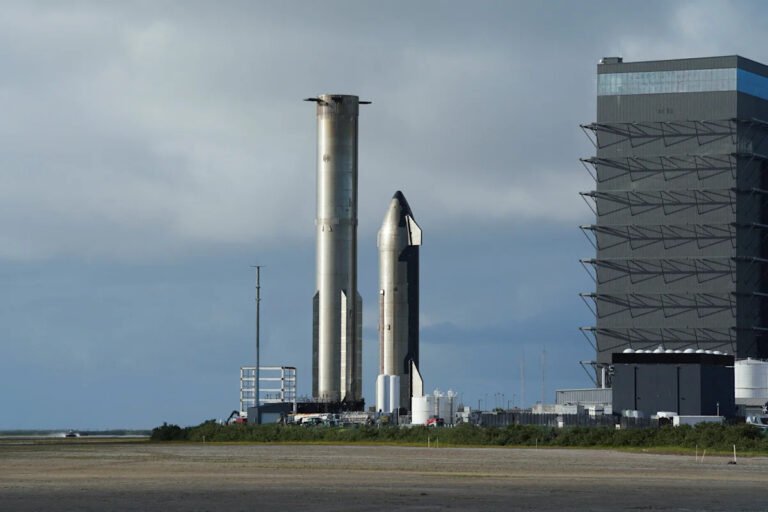 As SpaceX preps for big Starship launch, Evercore initiates with Outperform rating