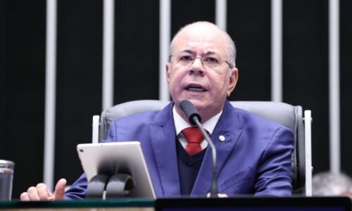 Deputado Hildo Rocha (MDB-MA) fala no Plenário da Câmara dos Deputados