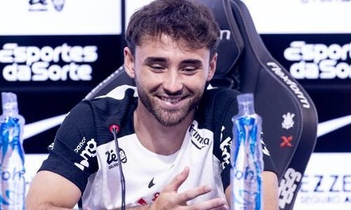 Pedro Milans foi apresentado como novo reforço do Corinthians para 2026