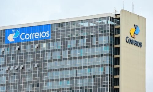 Correios suspendem parte de plano de reestruturação e adiam fechamento de agências em meio à busca por mais R$ 7 bi