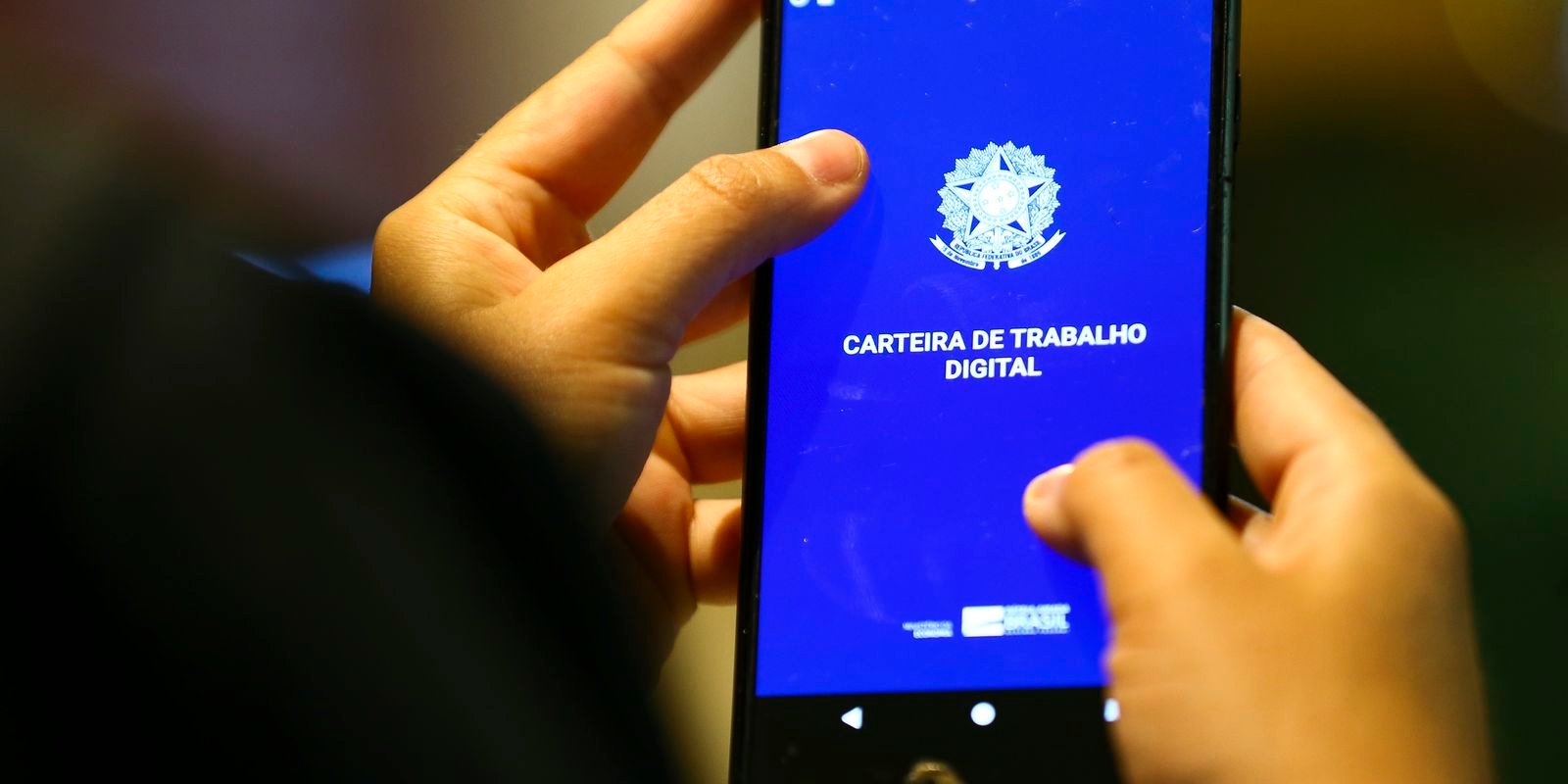 Desemprego no 2º trimestre é 5,4%, o menor já registrado no período