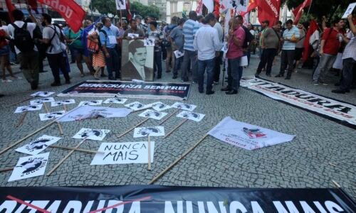 Estado pede desculpas por desaparecimento de aluno da UnB na ditadura