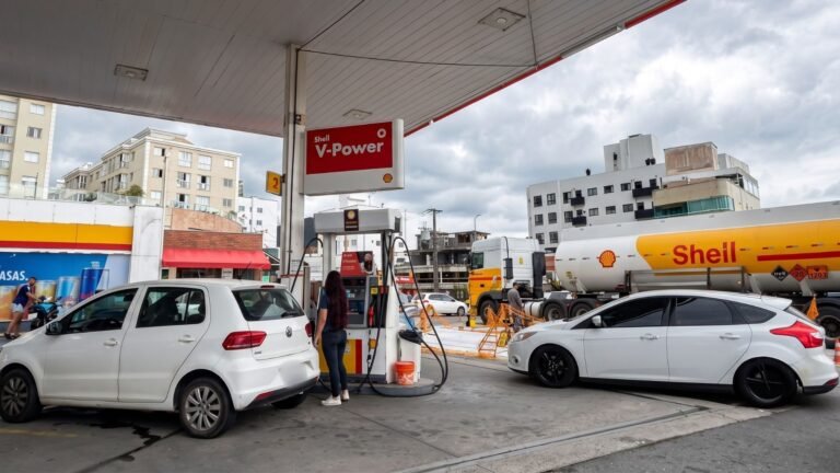 Greve é decretada e vai deixar postos de combustíveis sem gasolina na próxima semana