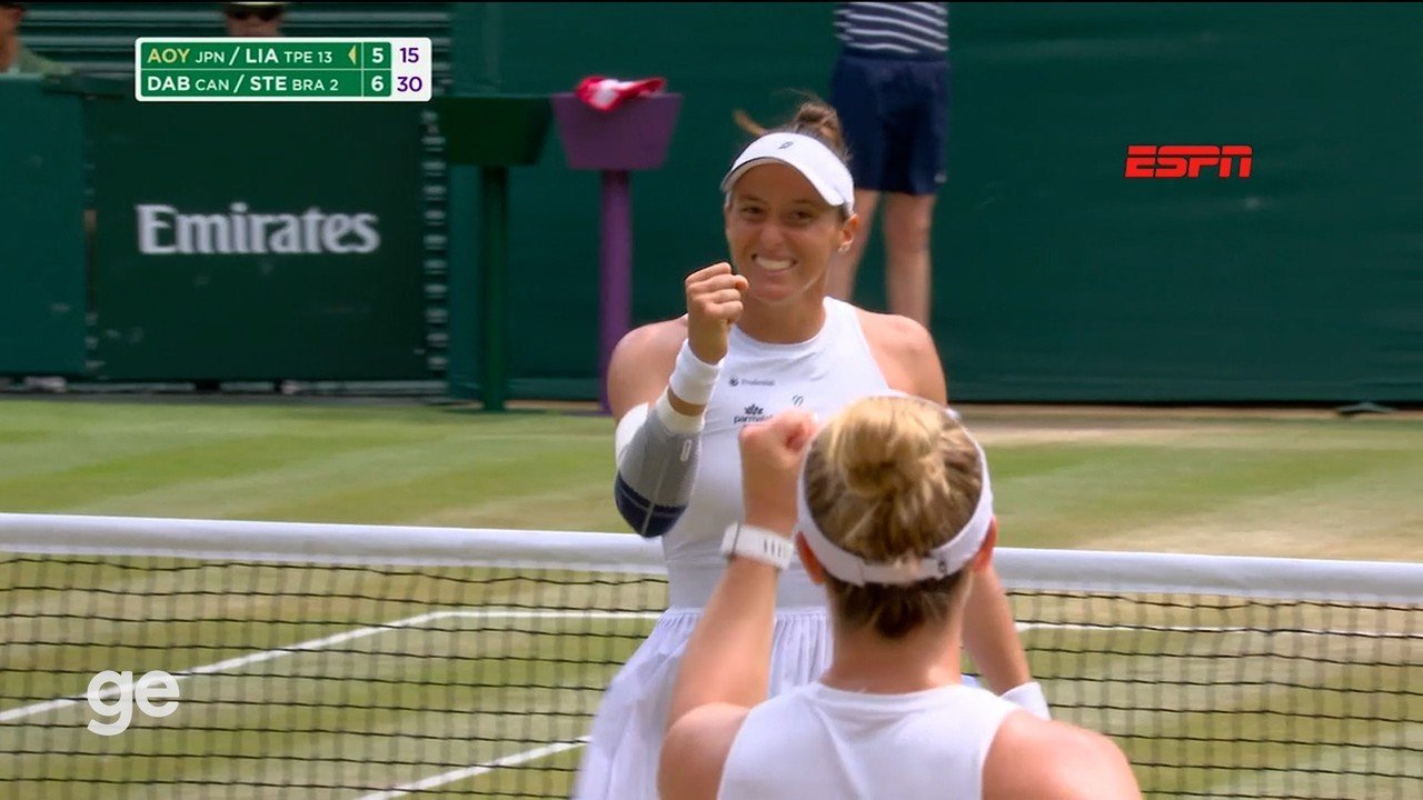 Luisa Stefani perde final de duplas e fica com o vice em Wimbledon