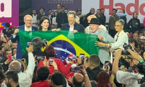 Lula é multado pelo TRE-SP por propaganda eleitoral antecipada