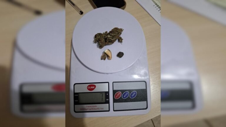 Motorista é flagrado com maconha durante fiscalização na PR-182, em Palotina