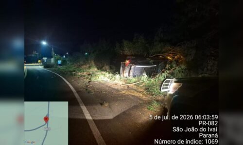 Motorista fica ferido após acidente na PR-082 em São João do Ivaí