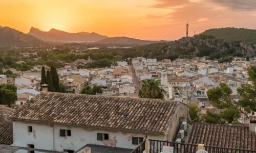 "Não vou dirigir nesse dia" virou uma das frases de sobrevivência nas cidades da Espanha para fugir do colapso iminente gerado pelo turismo de eclipse