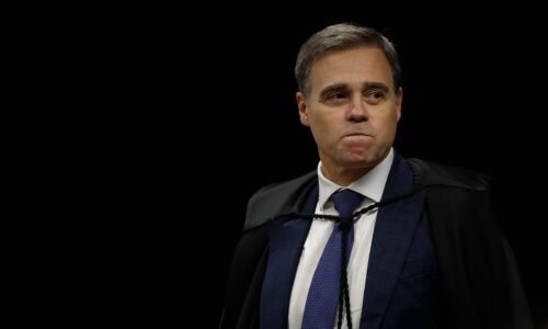 PF busca governo contra Mendonça no caso do INSS e Lulinha - 30/07/2026 - Política
