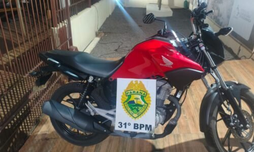 PM recolhe motocicleta após flagrar condutor sem habilitação em Palotina