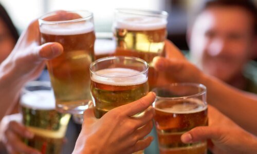 Paraná lidera mercado da cerveja sem álcool no Brasil
