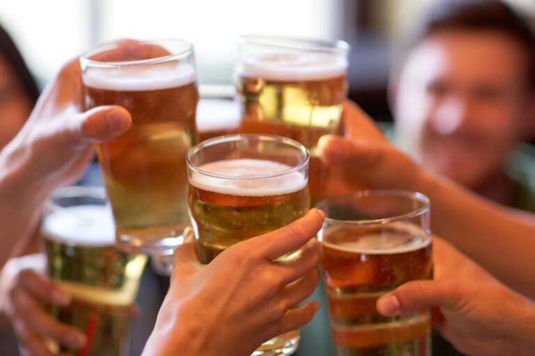 Paraná lidera mercado da cerveja sem álcool no Brasil