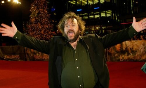 Peter Jackson appears ready to direct a feature film again
