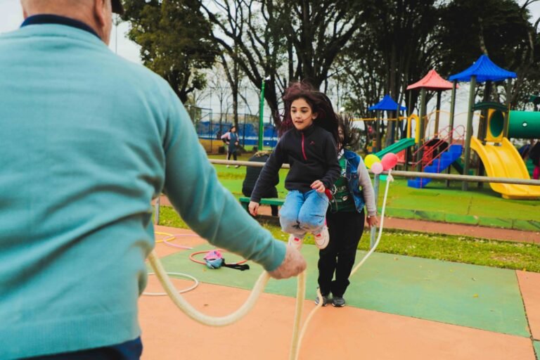 Prefeitura promove programação gratuita de férias com recreação, contação de histórias, videogames e Zoo