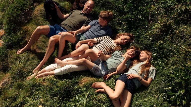 Prince William and Princess Kate share summer photos to Instagram