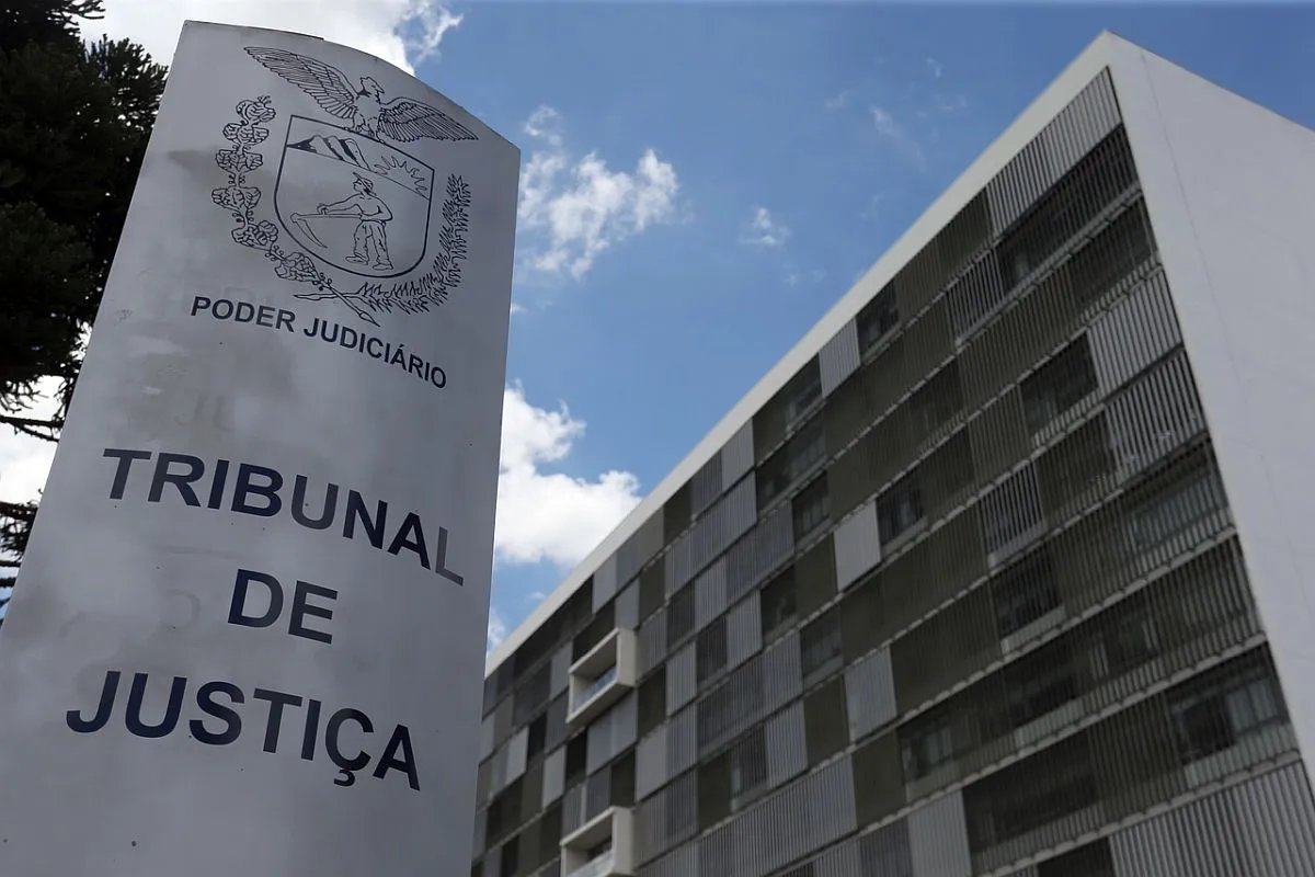 STF cobra TJPR por penduricalhos e exige resposta em 48 horas