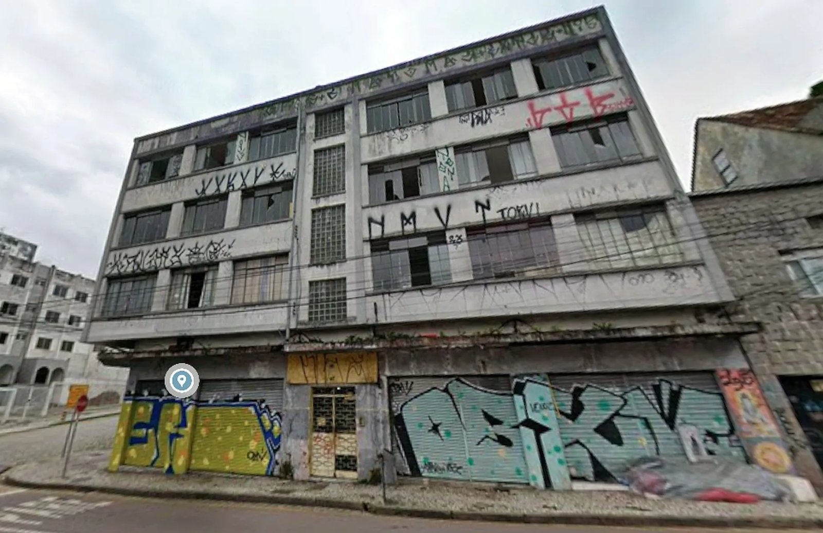TJPR barra reintegração de posse de prédio invadido em Curitiba