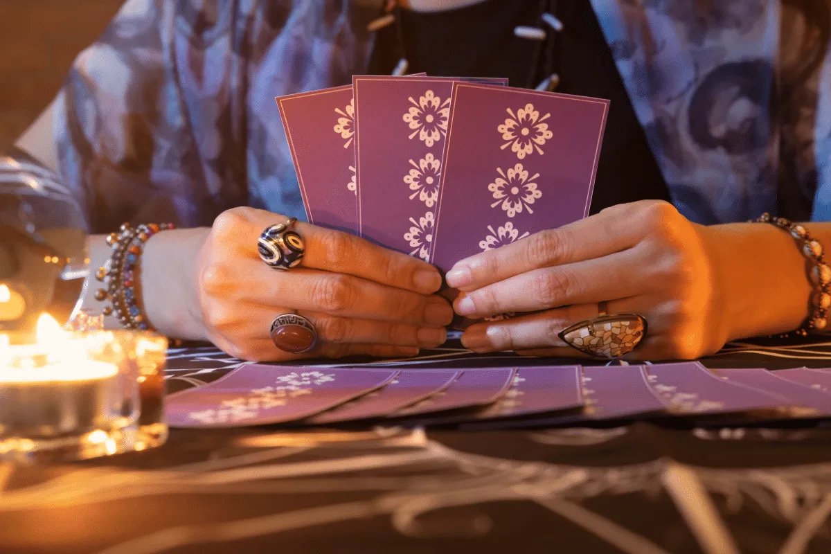 Tarot semanal: previsão para os signos de 13 a 19 de julho de 2026