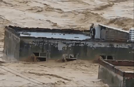 Tempestades e ventos fortes matam oito pessoas na China; vídeos