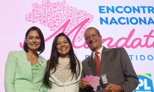 Valdemar diz que mulher 'arruma enguiço com 20' - 08/07/2026 - Política