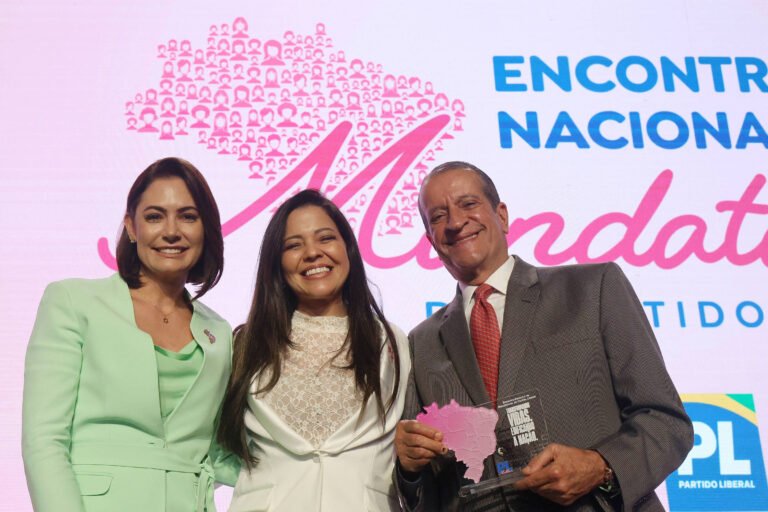 Valdemar diz que mulher 'arruma enguiço com 20' - 08/07/2026 - Política