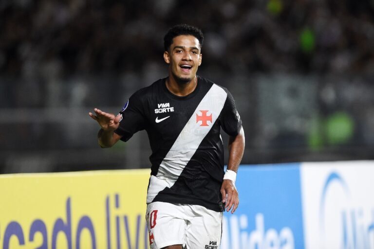 Vasco está aberto a negociar Brenner; clubes da MLS monitoram atacante