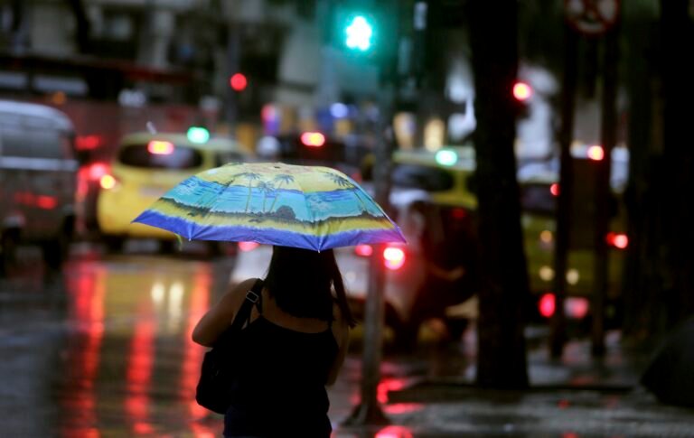 chuva isolada chega ao Rio nesta sexta-feira
