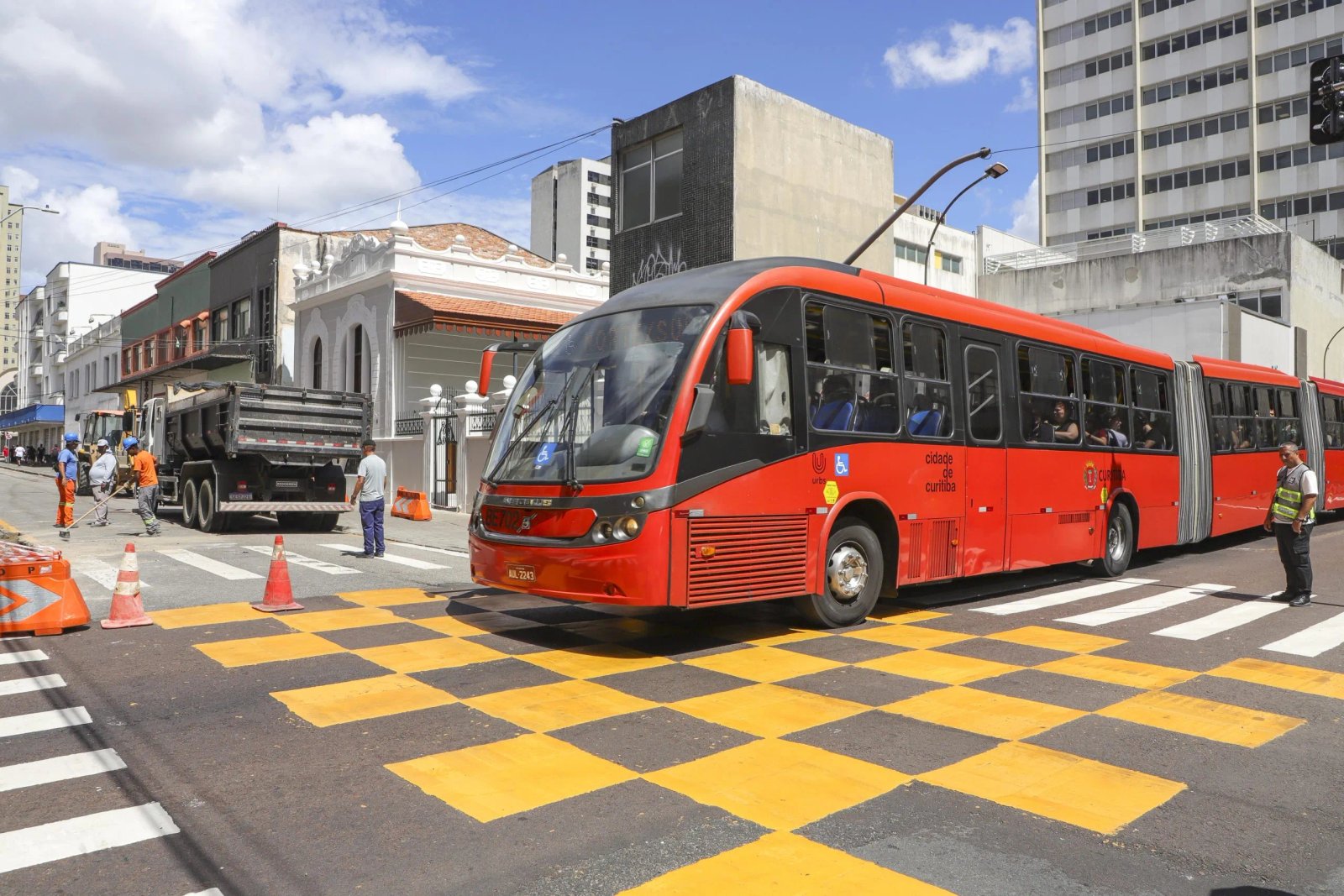 empresas temem falta de motoristas e ônibus em Curitiba