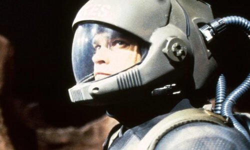 5 Forgotten Sci-Fi Shows From The '90s That You Have To Watch