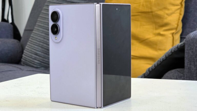 8 Best Uses For The Samsung Galaxy Z Fold 8's Wide Screen