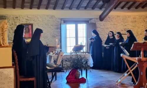 A visita do Papa ao mosteiro das agostinianas em Pennabilli, na Itália