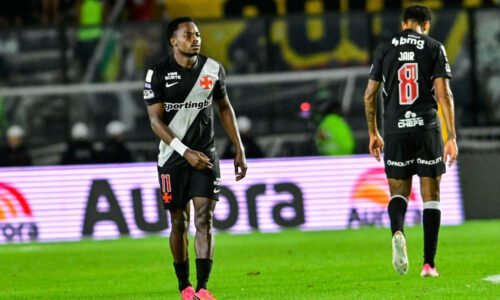 Andrés Gómez rebate torcedor do Vasco depois de crítica: 'Gordito' | Vasco