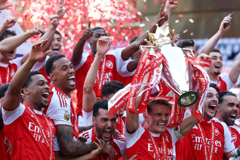Arsenal é o favorito para vencer a Premier League - 20/08/2026 - Esporte