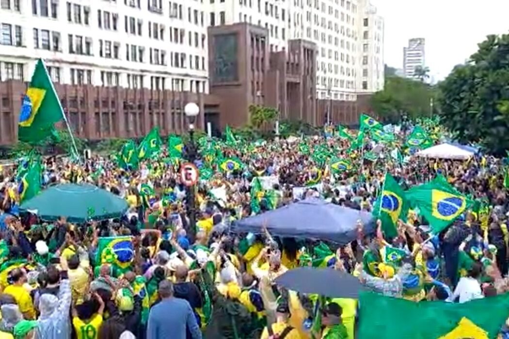 Empresas são condenadas por coagir voto em Bolsonaro em 2022