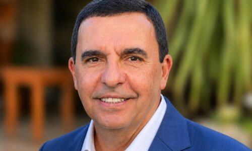 Ex-chefe da FAB cita risco iminente de golpe sob Bolsonaro - 17/08/2026 - Política