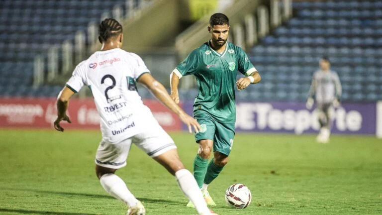 Floresta encara Ypiranga fora de casa, pressionado pela reta final da Série C