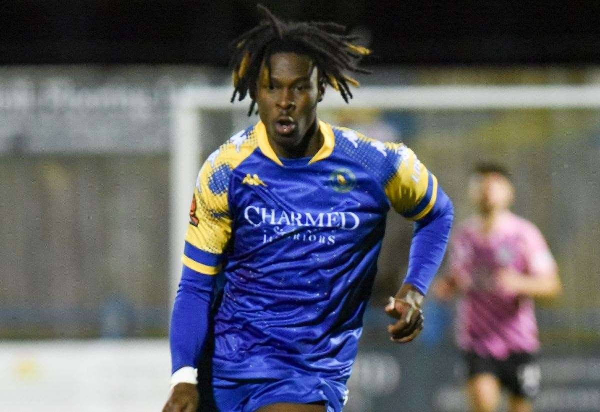 Former West Brom, Notts County and York City midfielder dies in a pre-season match in Portugal