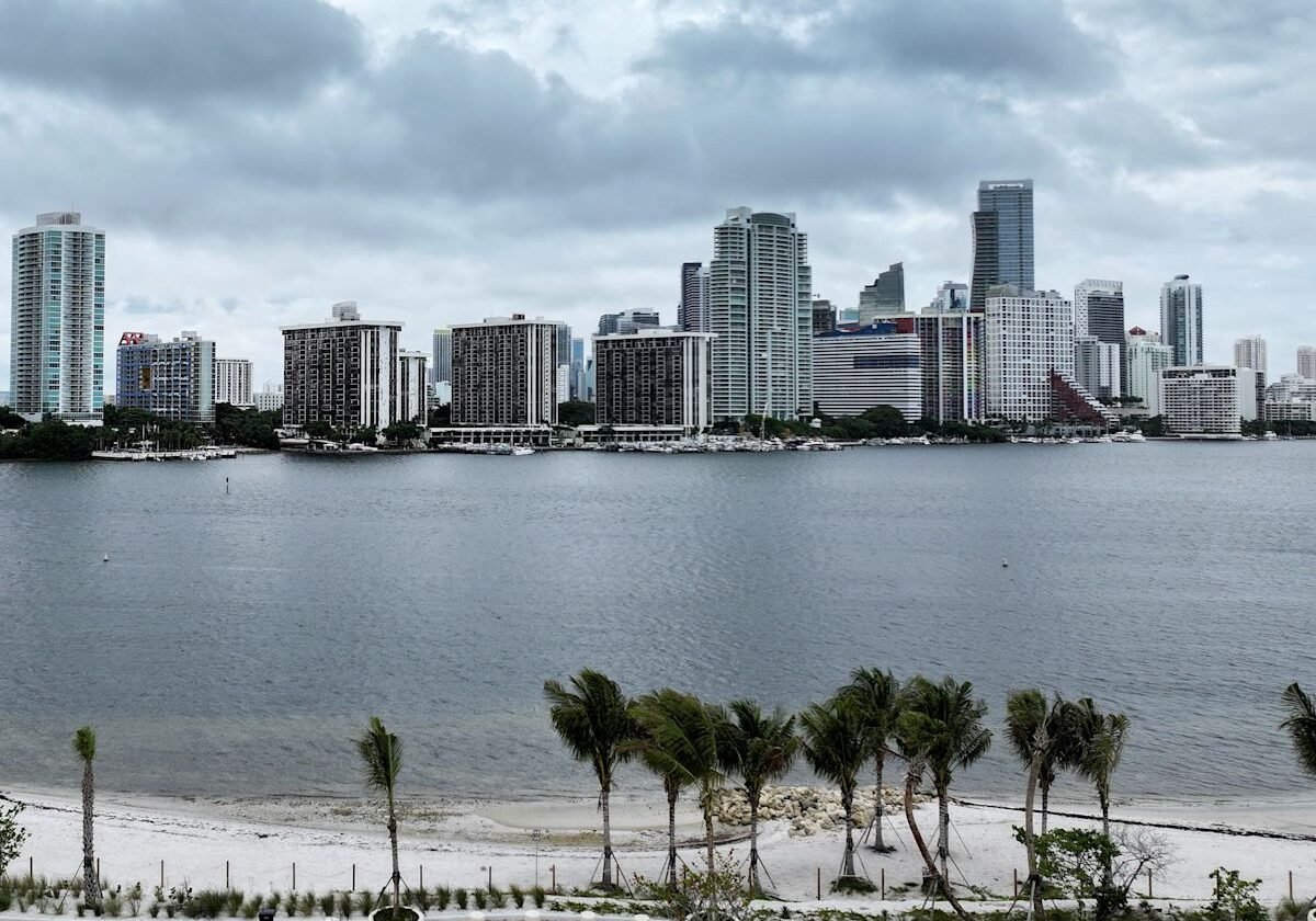 'It's never happened.' Miami-Dade schools lost 12,000 students last year