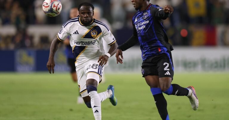 Joseph Paintsil's short-handed goal lifts Galaxy to 1-0 victory over Earthquakes