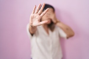 violência doméstica revitimização contra a mulher