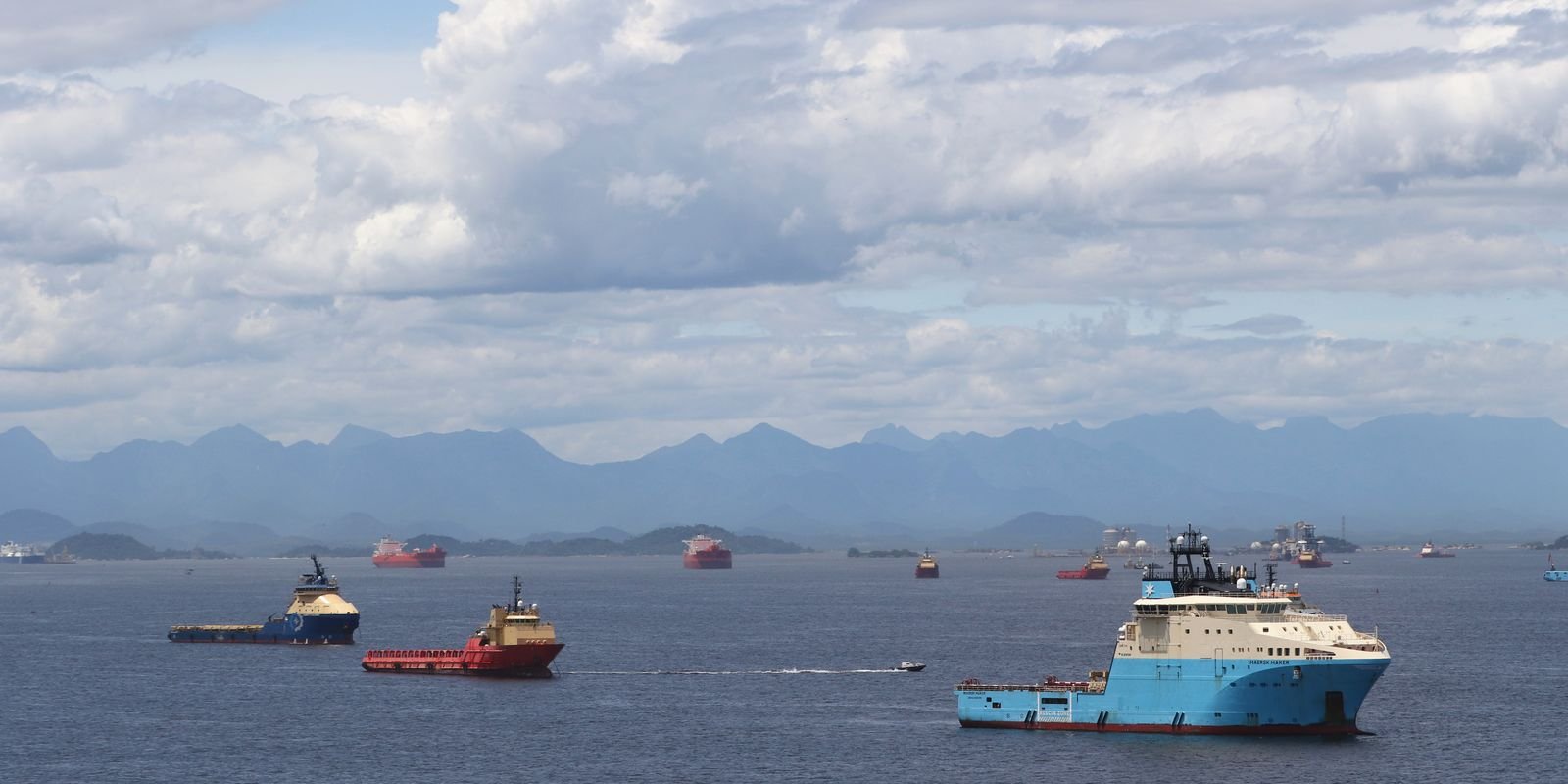MPF denuncia empresas por despejo de resíduos na Baía de Guanabara